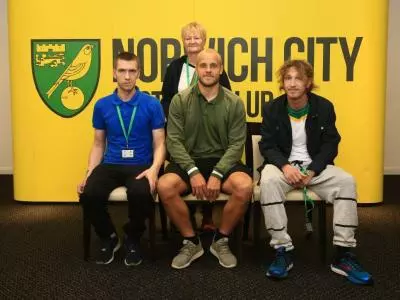 Falcon Cranes Norwich City Fc 2018 19 16